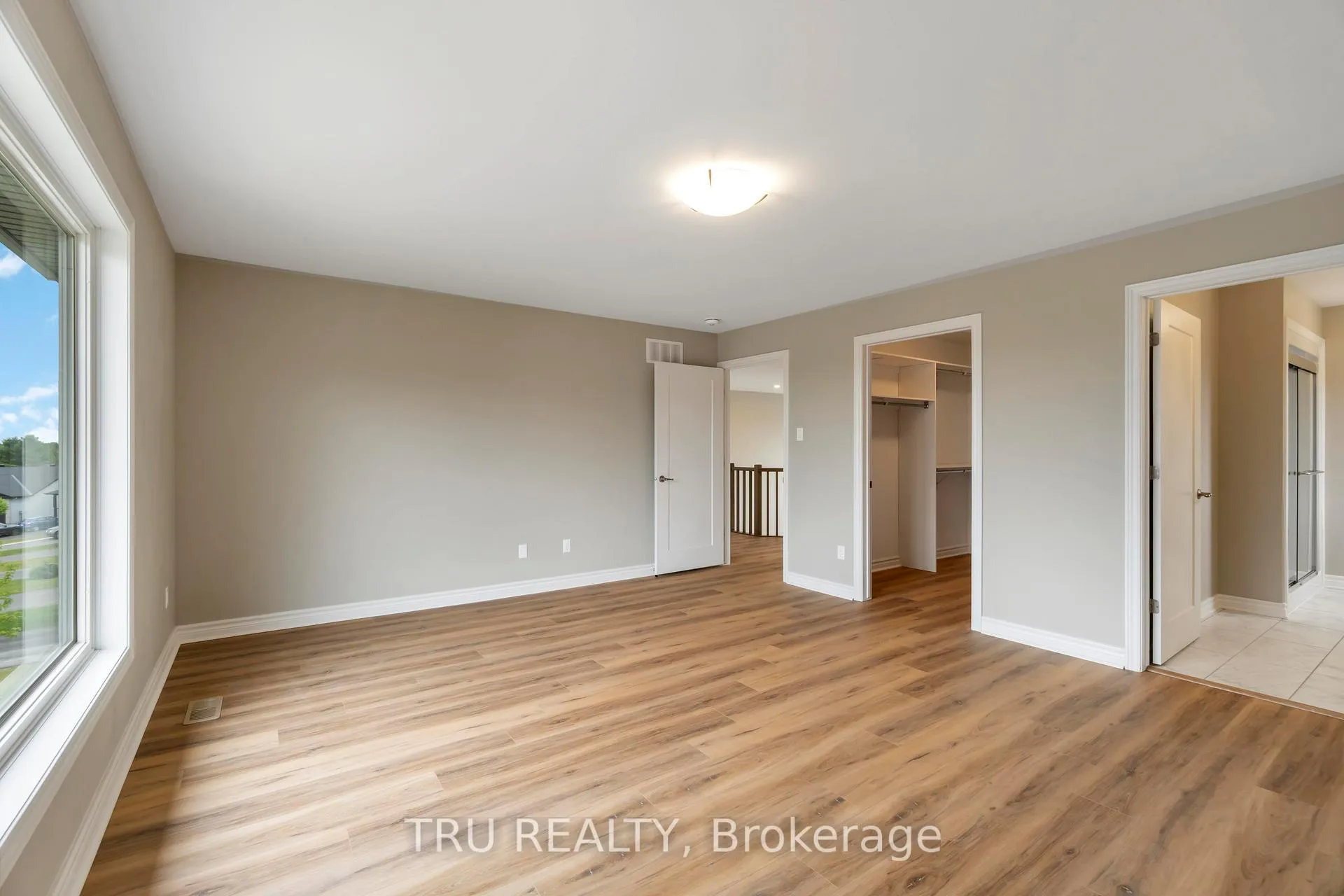 Photo 21 of 83 Douglas Brown Way, Arnprior — HOMEH