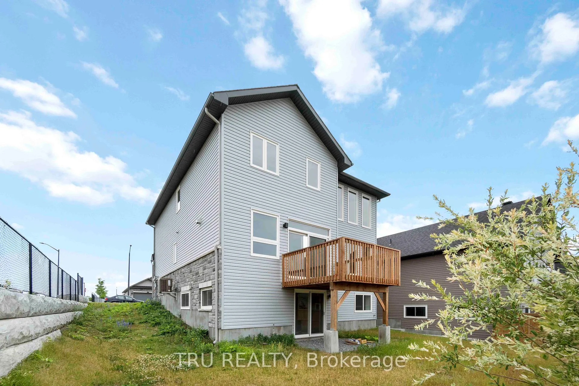 Photo 40 of 83 Douglas Brown Way, Arnprior — HOMEH