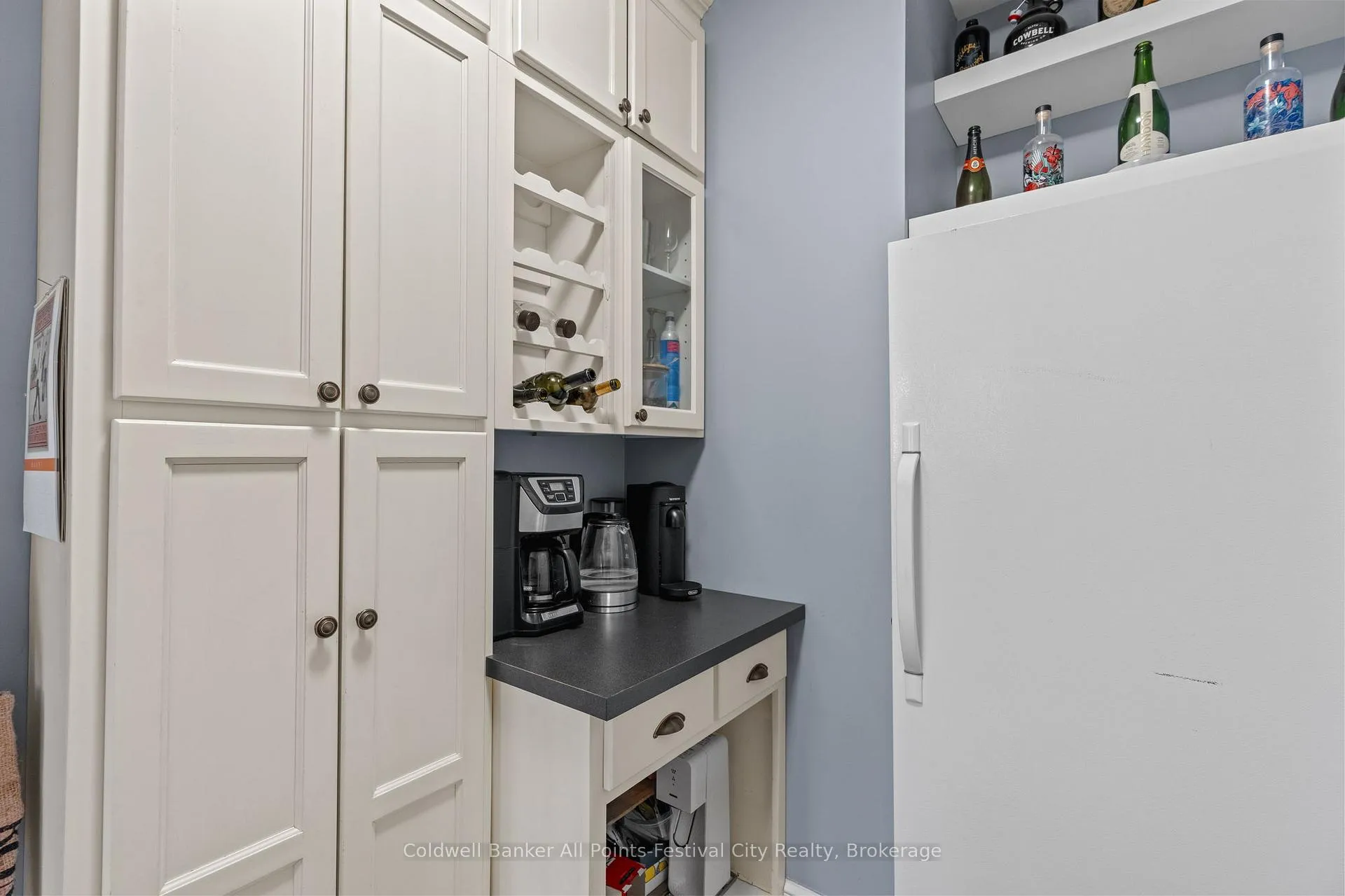 Photo 16 of 56 Wellington Street S, Goderich, Goderich (Town) — HOMEH