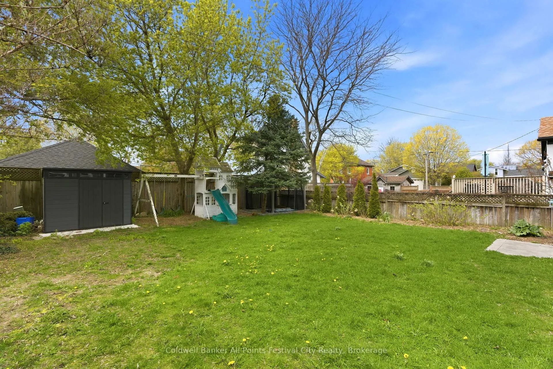 Photo 48 of 56 Wellington Street S, Goderich, Goderich (Town) — HOMEH