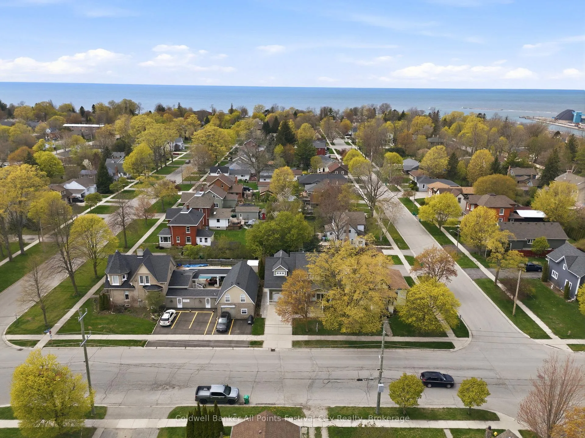 Photo 49 of 56 Wellington Street S, Goderich, Goderich (Town) — HOMEH