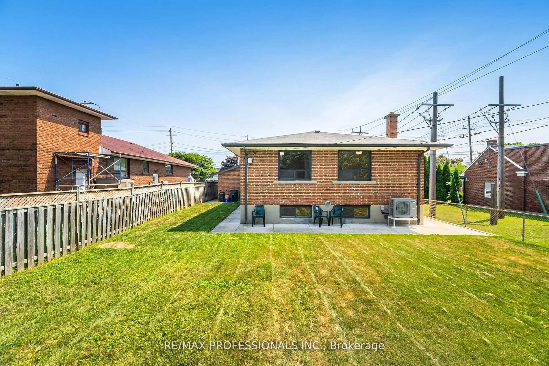 Photo 50 of 718 Royal York Road, Etobicoke, Stonegate-Queensway — HOMEH
