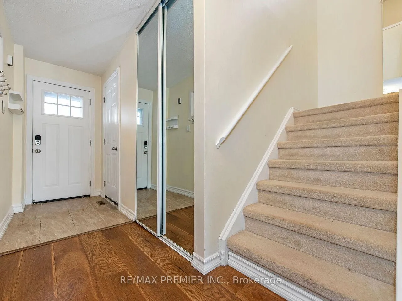Photo 22 of 122 Rushmore Crescent, Brampton, Heart Lake East — HOMEH