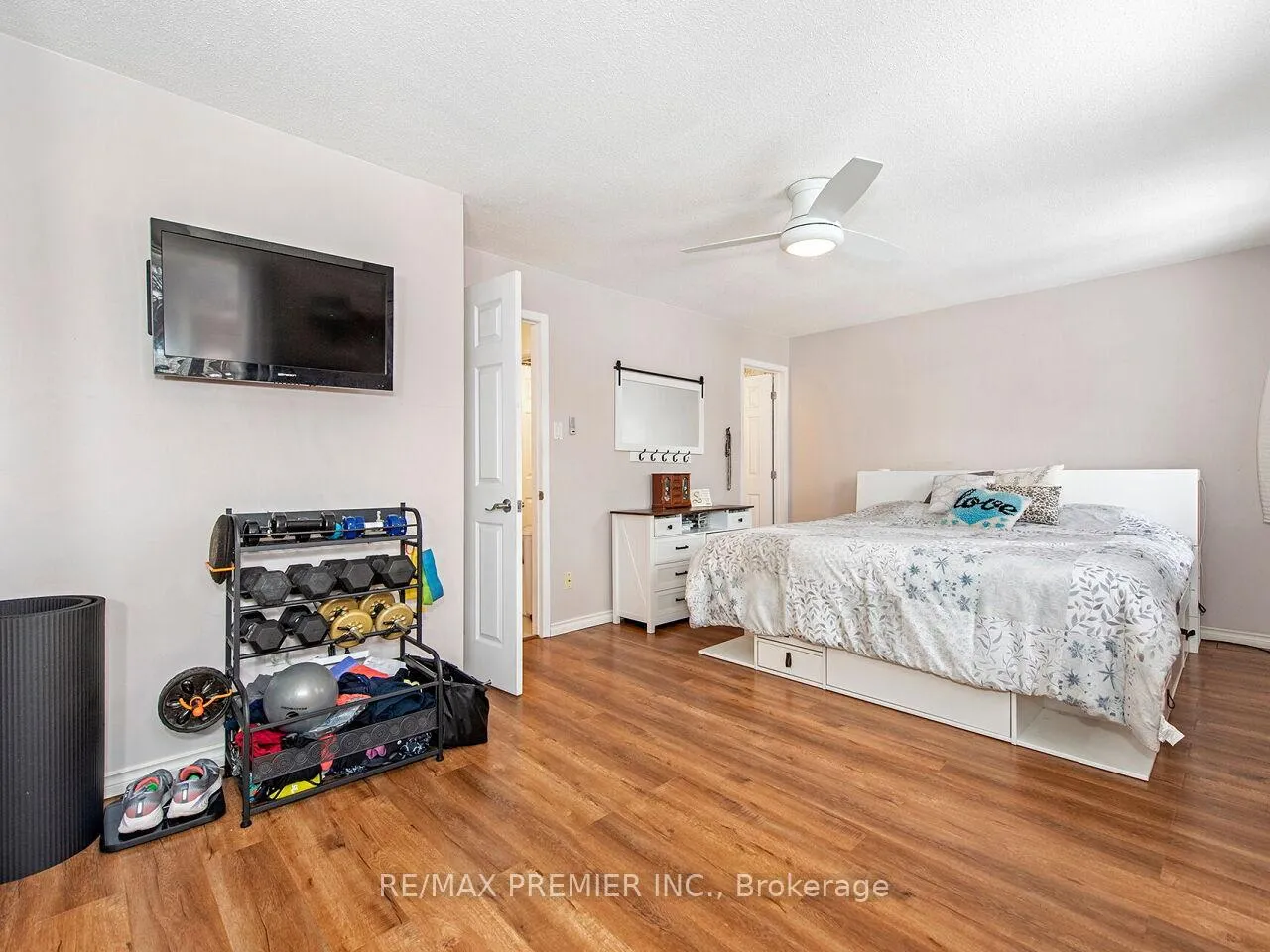 Photo 24 of 122 Rushmore Crescent, Brampton, Heart Lake East — HOMEH