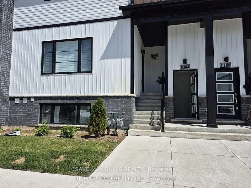 Front of Unit 812, 4263 Fourth Avenue