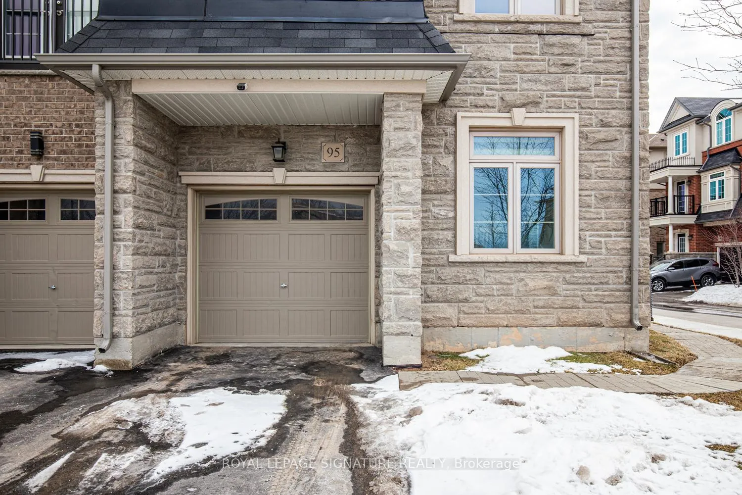 Photo 6 of 95 Borers Creek Circle, Hamilton, Waterdown — HOMEH