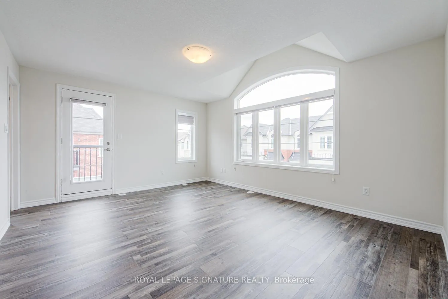 Photo 32 of 95 Borers Creek Circle, Hamilton, Waterdown — HOMEH