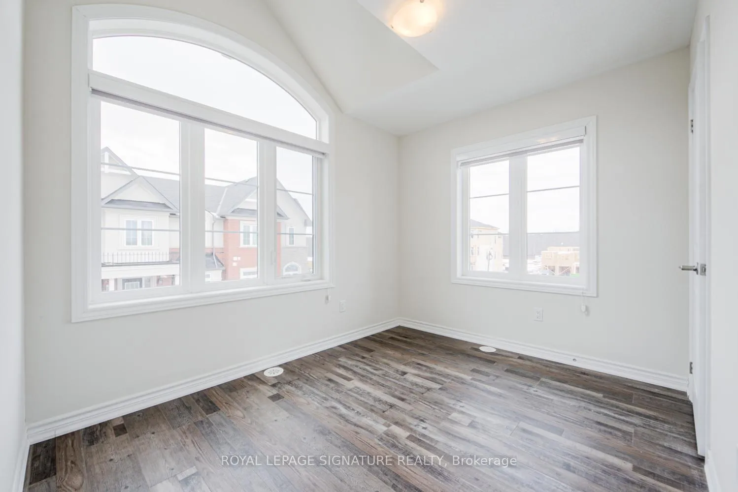 Photo 38 of 95 Borers Creek Circle, Hamilton, Waterdown — HOMEH