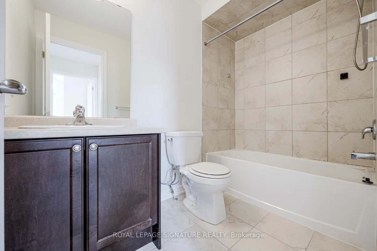 Photo 42 of 95 Borers Creek Circle, Hamilton, Waterdown — HOMEH