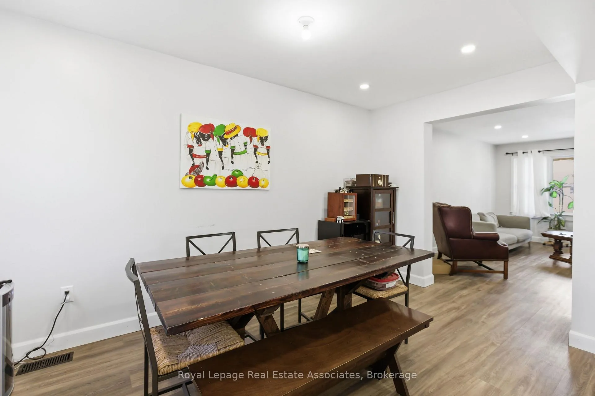 Photo 7 of 289 Strathearne Avenue, Hamilton, Homeside — HOMEH