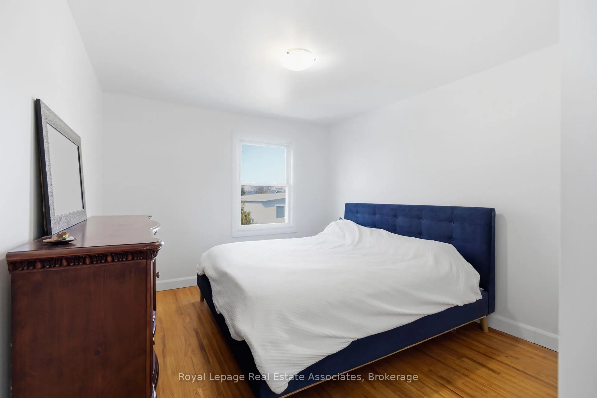 Photo 12 of 289 Strathearne Avenue, Hamilton, Homeside — HOMEH