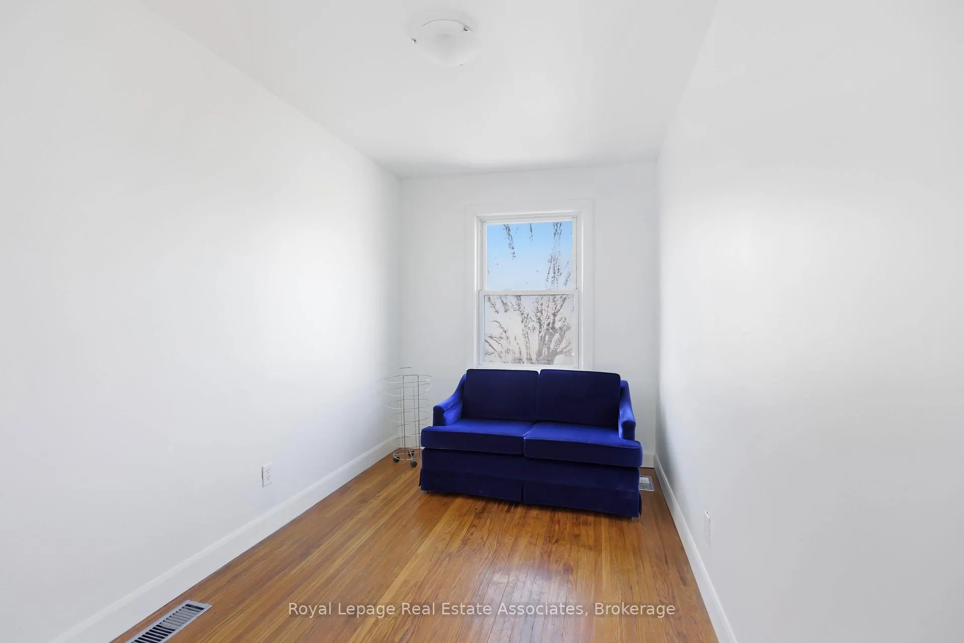 Photo 15 of 289 Strathearne Avenue, Hamilton, Homeside — HOMEH