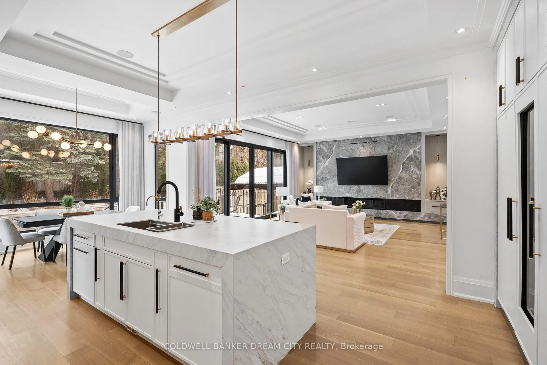 Photo 7 of 101 Dunloe Road, Toronto, Forest Hill South — HOMEH