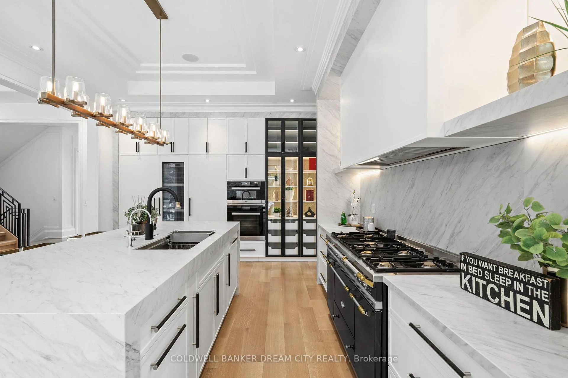 Photo 8 of 101 Dunloe Road, Toronto, Forest Hill South — HOMEH