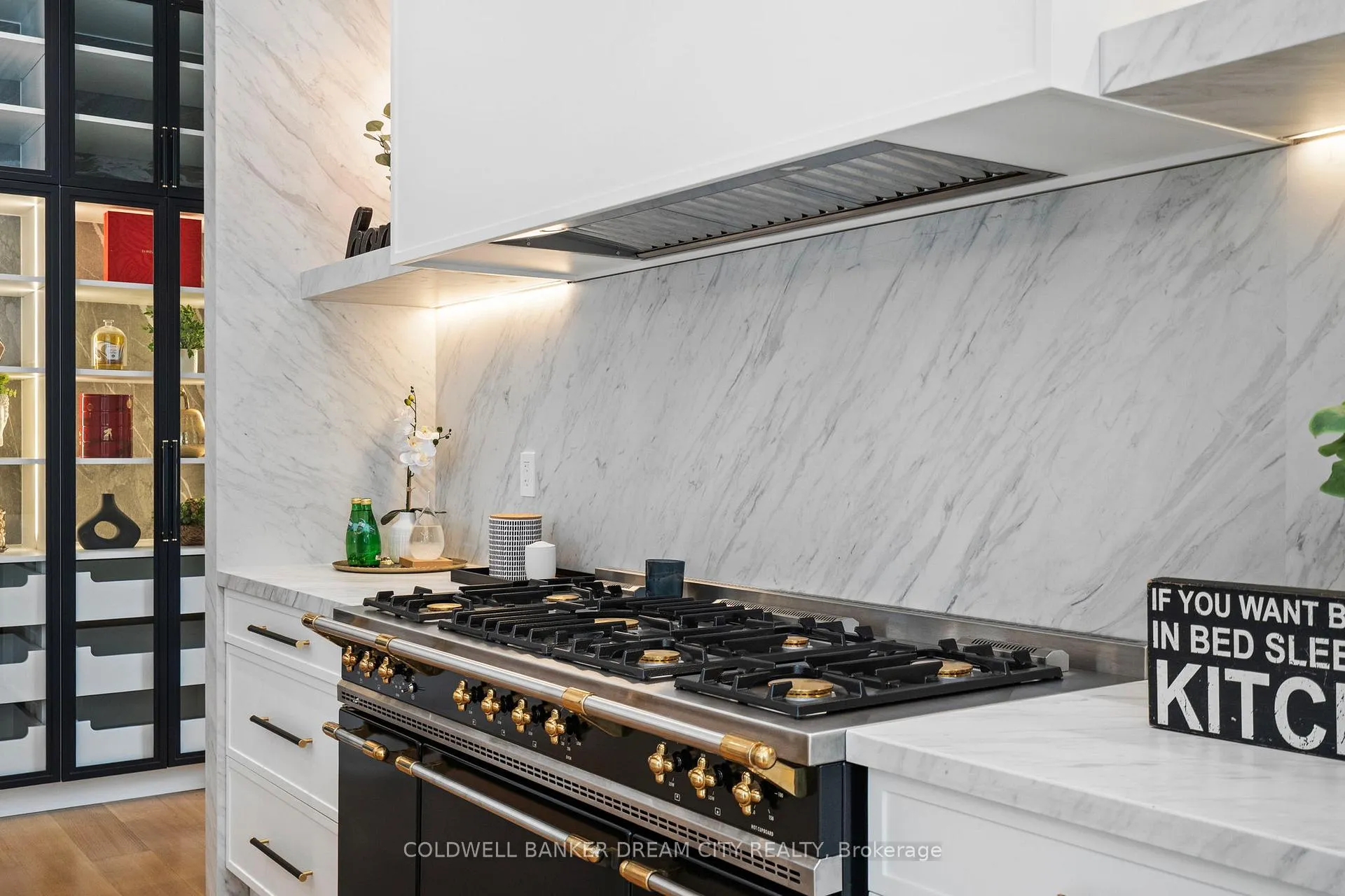 Photo 9 of 101 Dunloe Road, Toronto, Forest Hill South — HOMEH