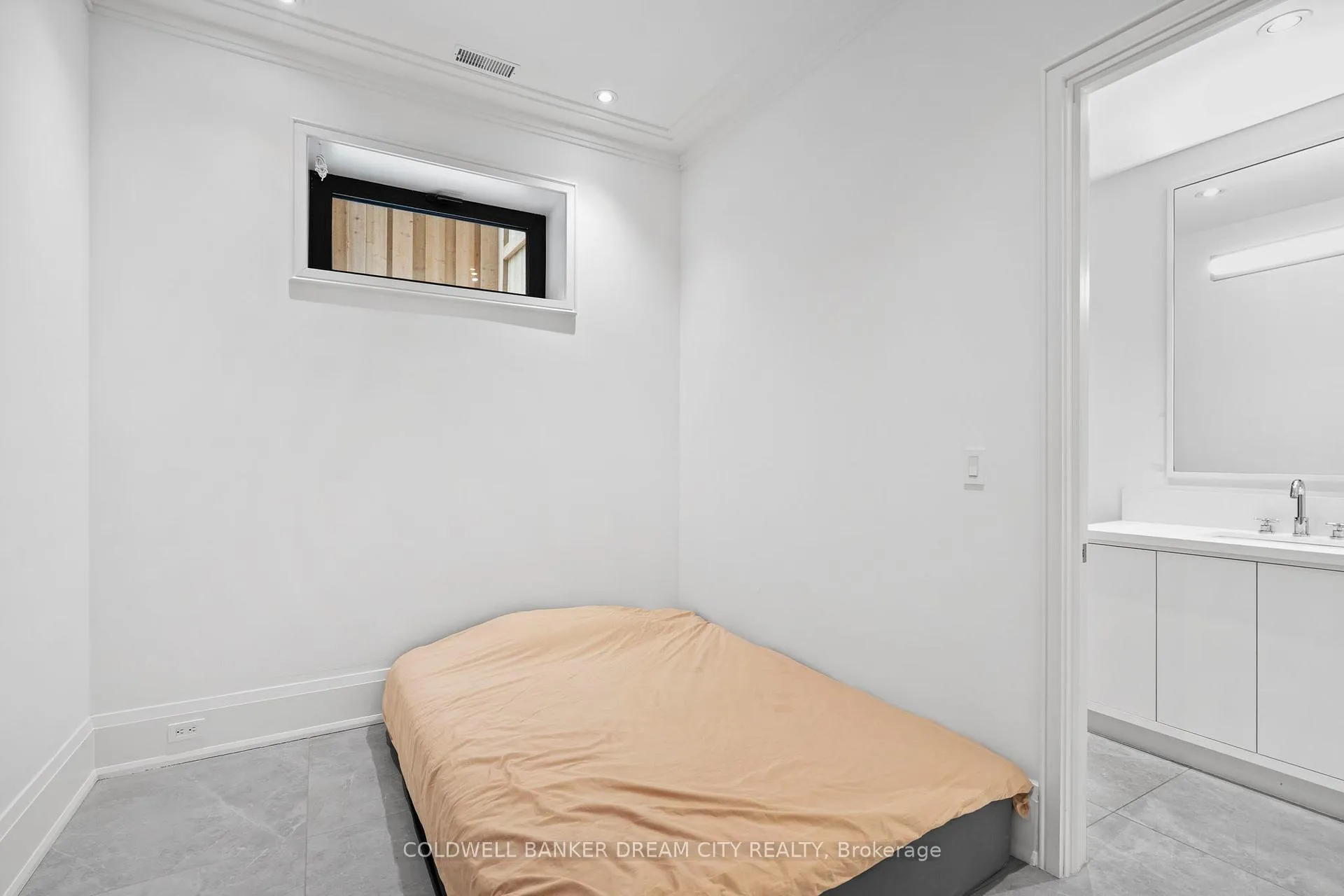 Photo 22 of 101 Dunloe Road, Toronto, Forest Hill South — HOMEH