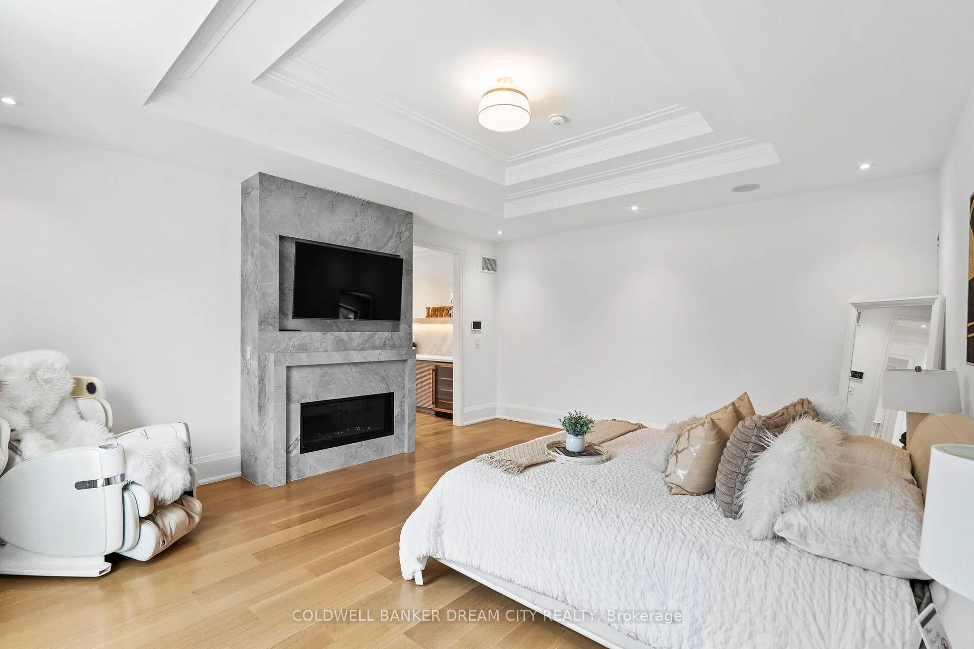 Photo 34 of 101 Dunloe Road, Toronto, Forest Hill South — HOMEH