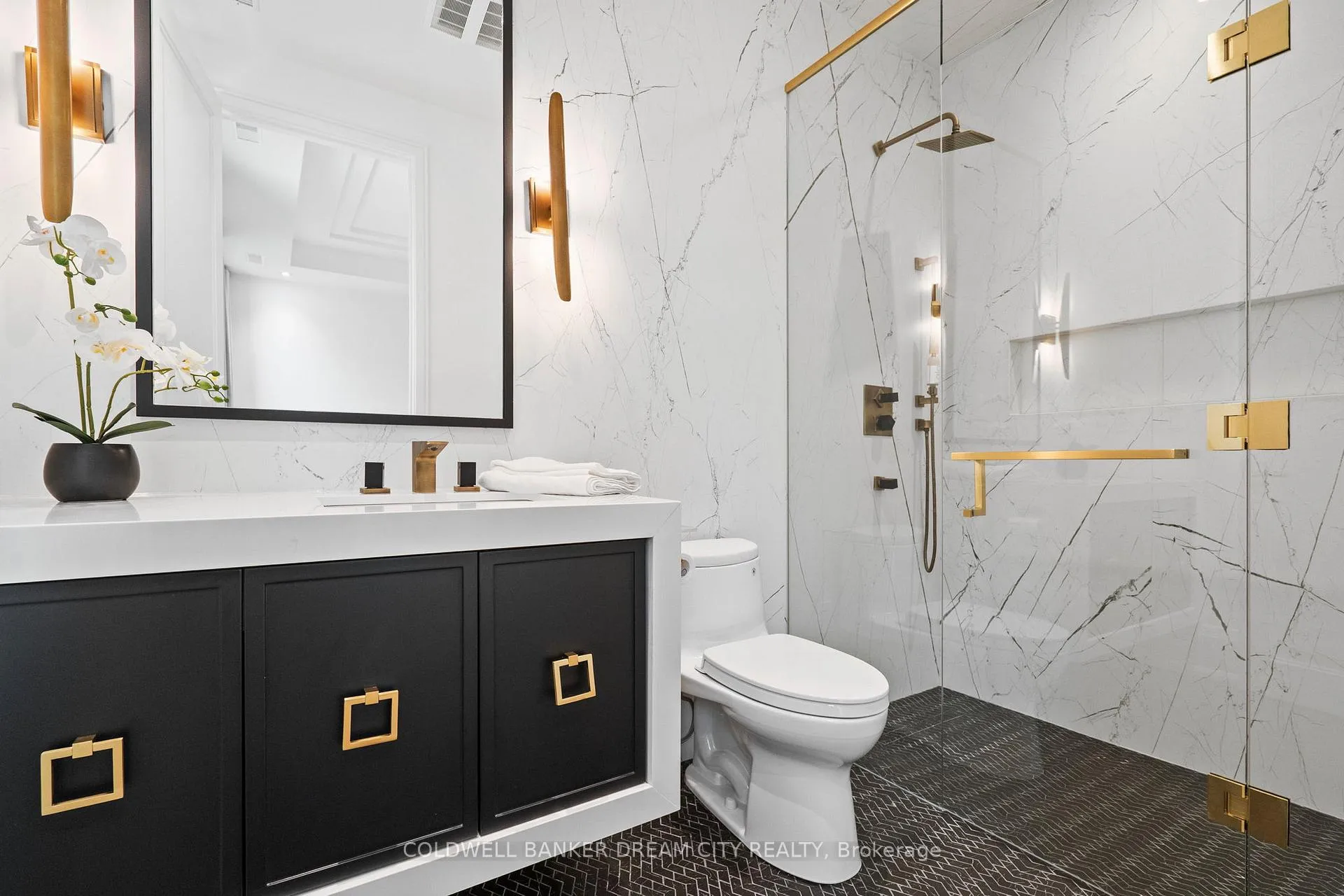 Photo 40 of 101 Dunloe Road, Toronto, Forest Hill South — HOMEH