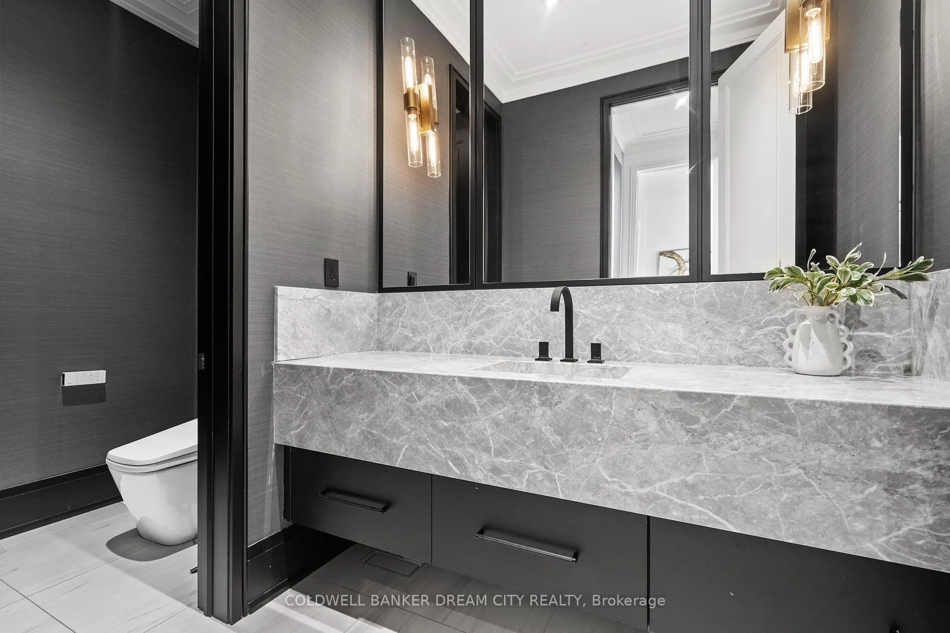Photo 44 of 101 Dunloe Road, Toronto, Forest Hill South — HOMEH
