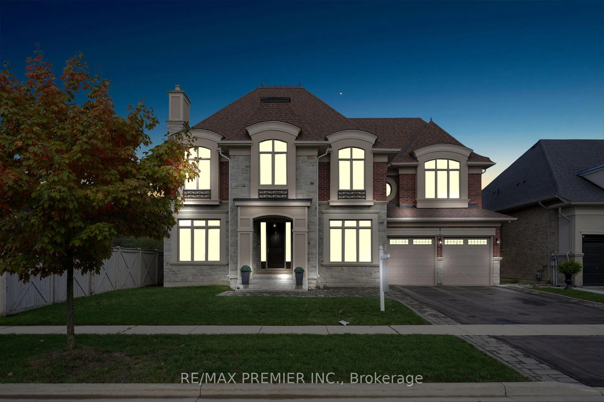 Front of 15 Peter Glass Road