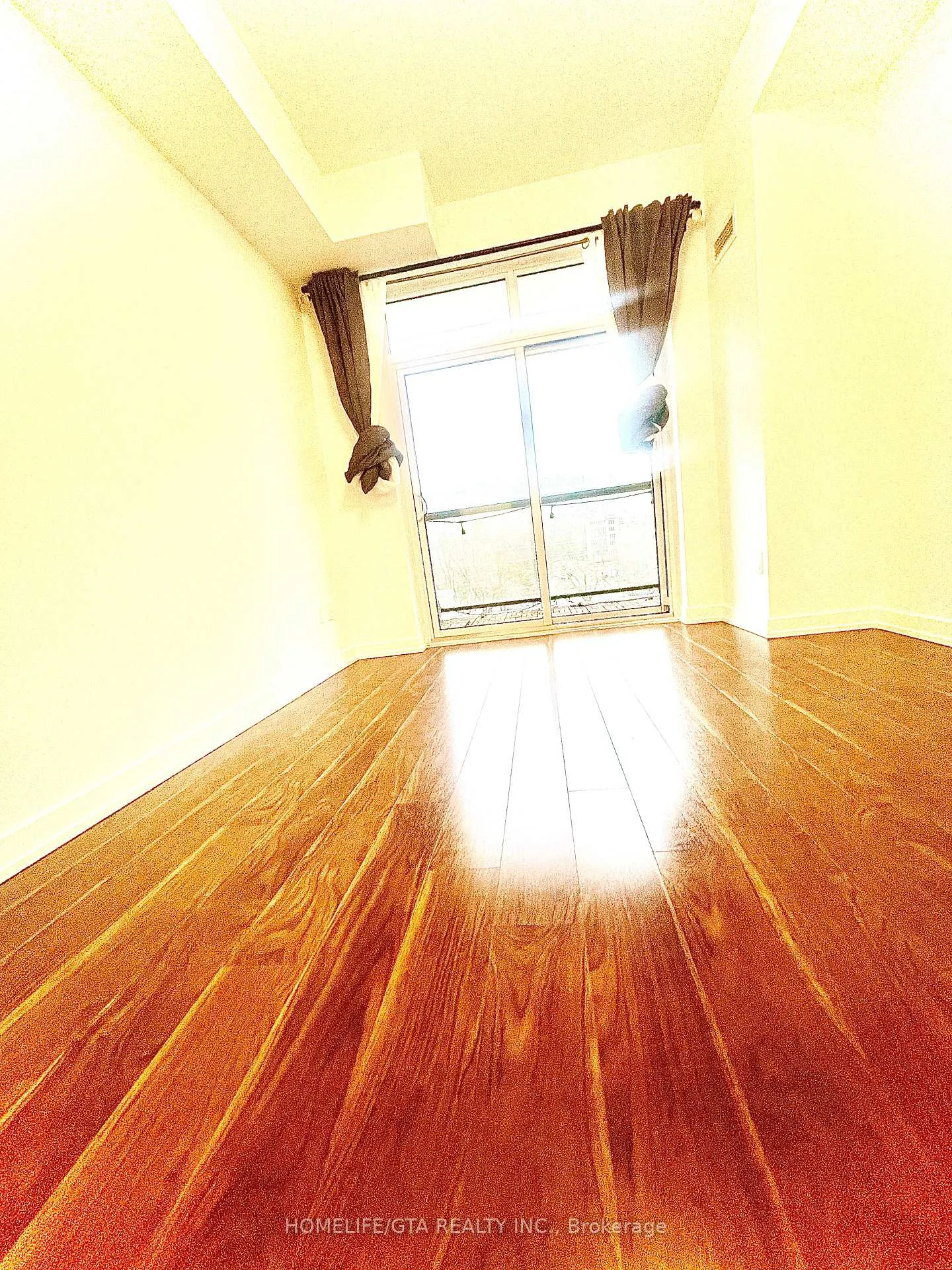 Photo 15 of Unit 602, 81 Robinson Street, Hamilton, Durand — HOMEH