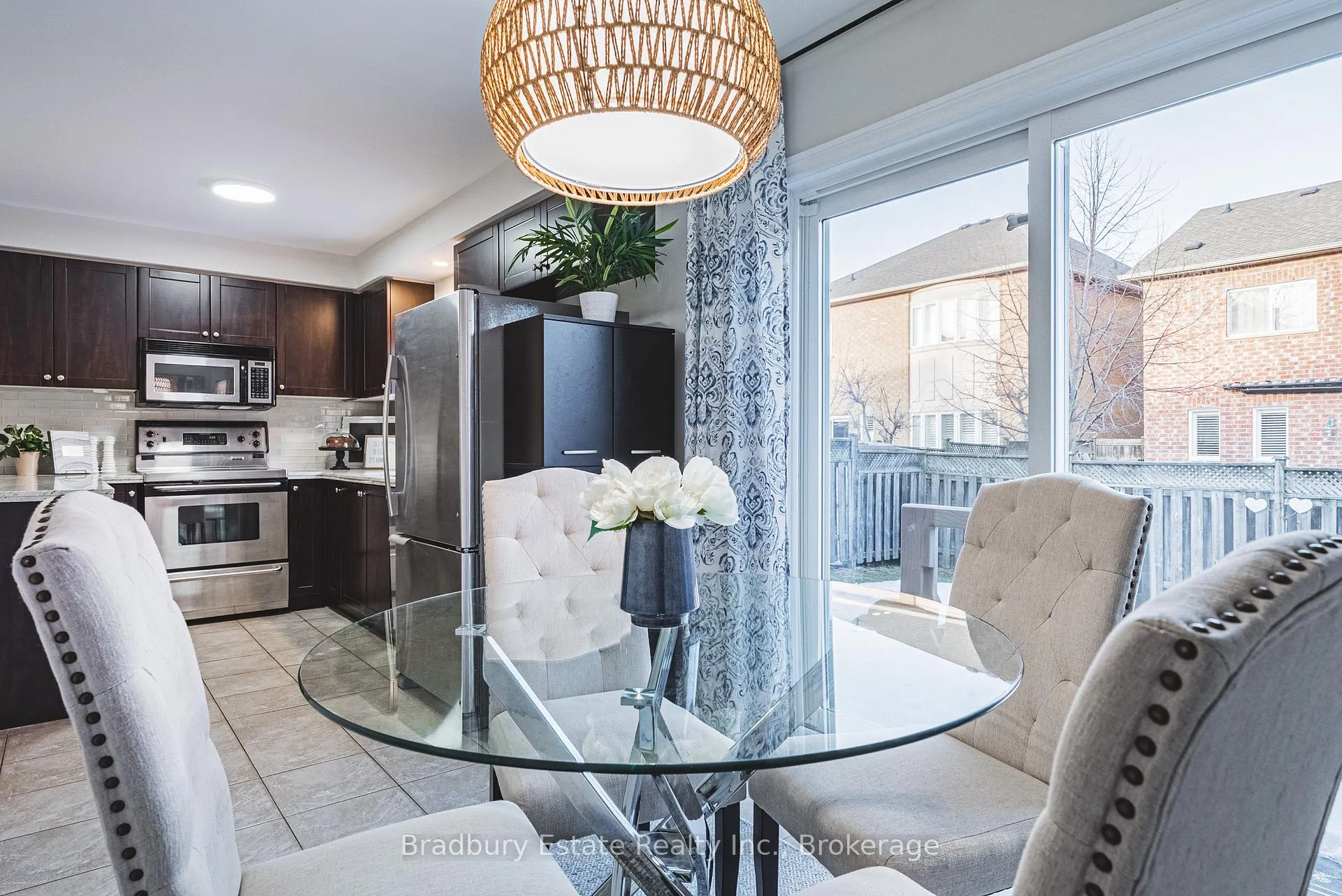 Photo 13 of 2292 Seton Crescent, Burlington, Orchard — HOMEH