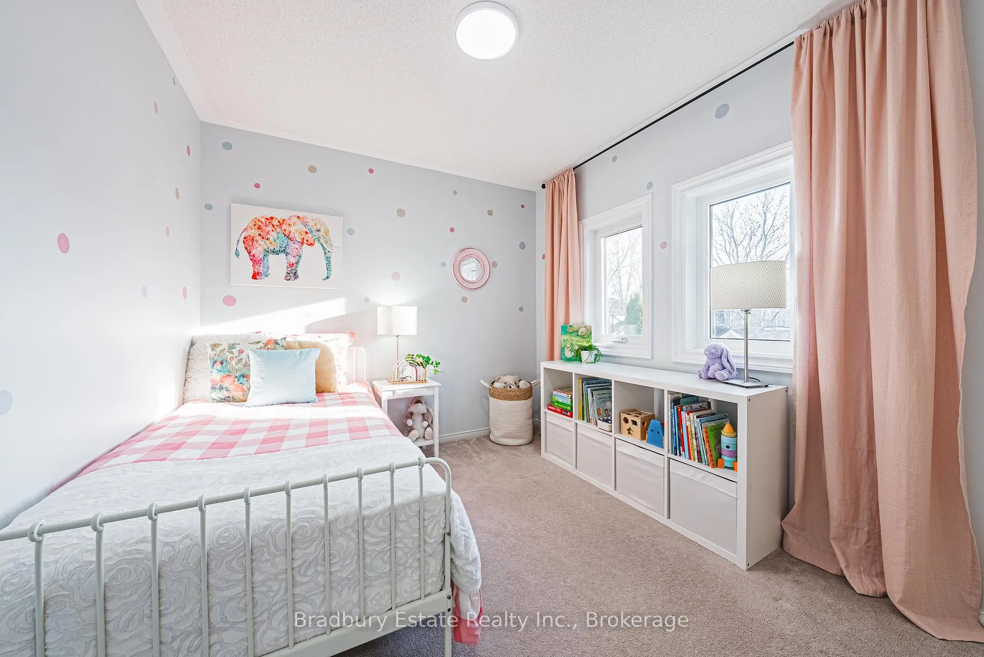 Photo 20 of 2292 Seton Crescent, Burlington, Orchard — HOMEH