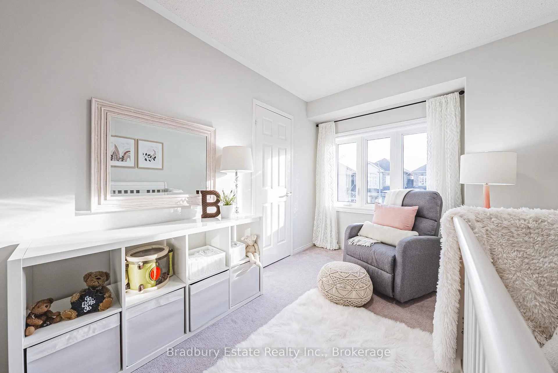 Photo 22 of 2292 Seton Crescent, Burlington, Orchard — HOMEH