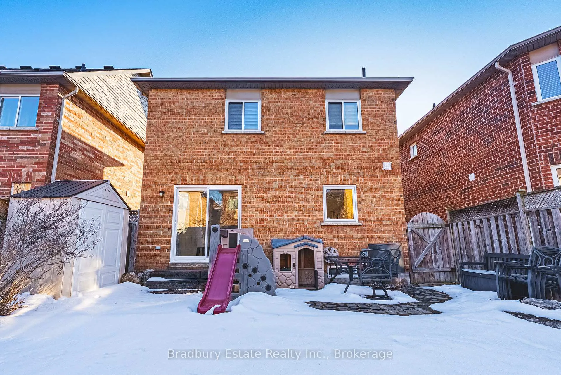 Photo 32 of 2292 Seton Crescent, Burlington, Orchard — HOMEH