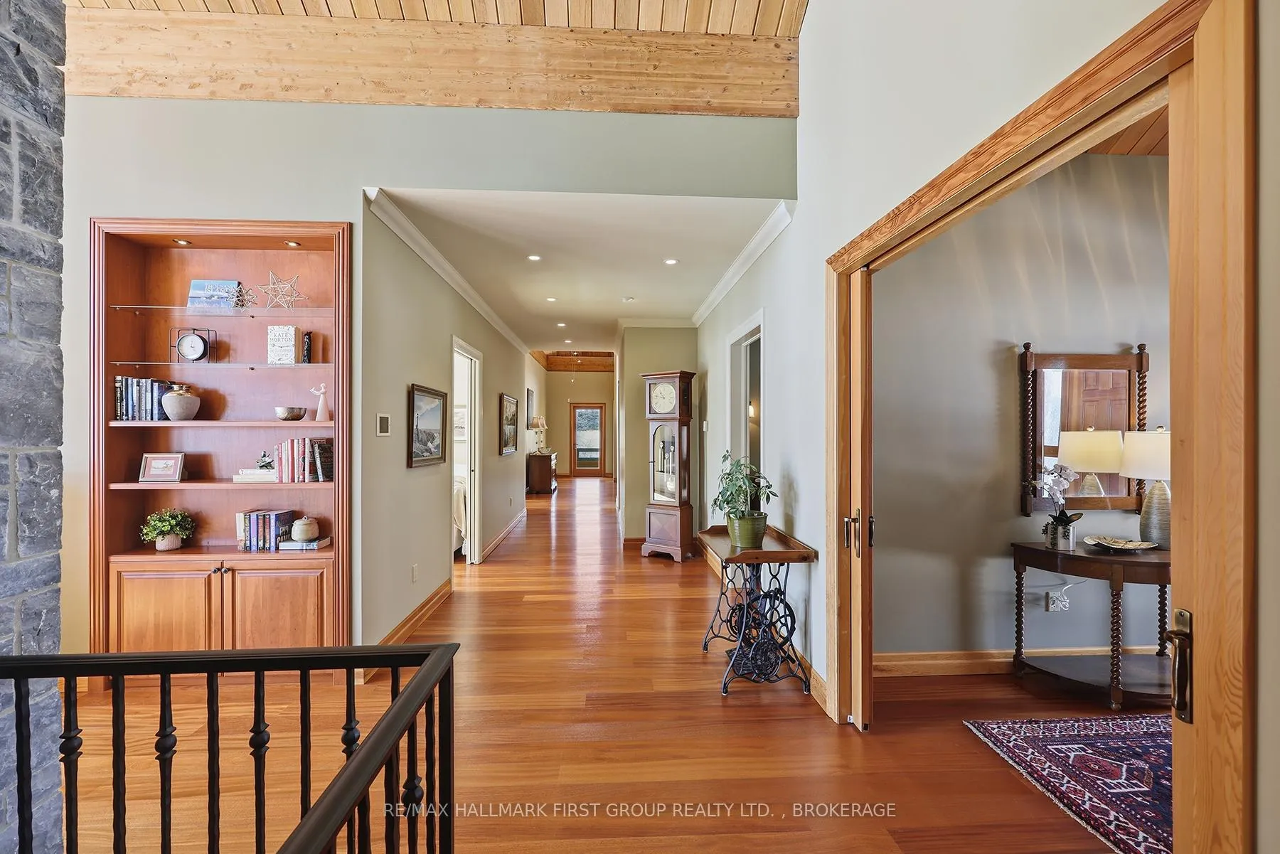 Photo 8 of 1201 Spinnaker Place, Kingston, City North of 401 — HOMEH