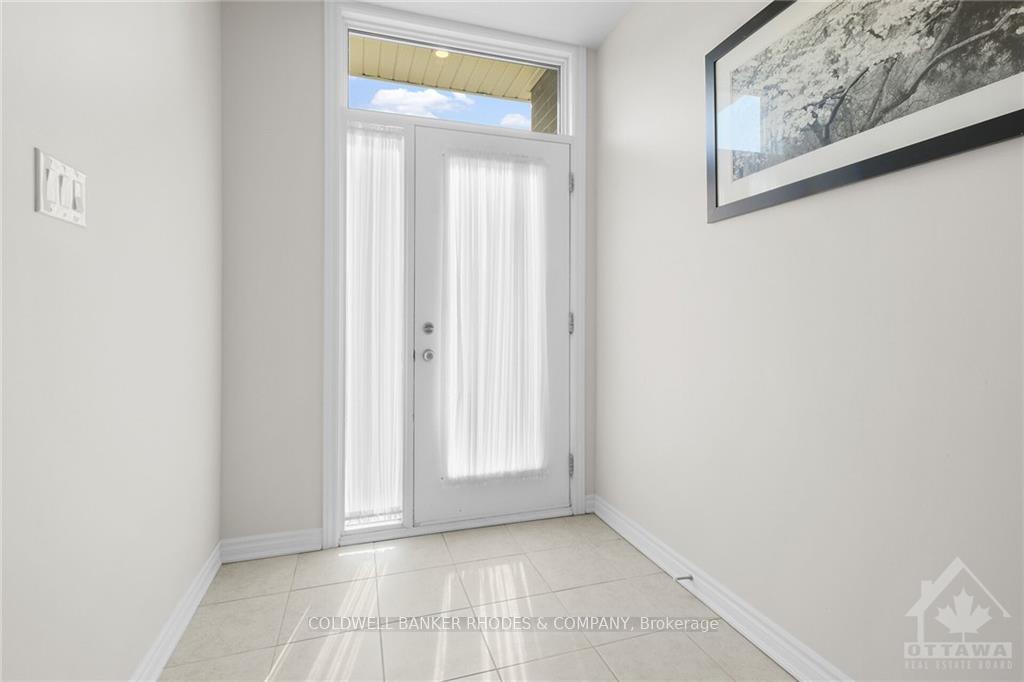 Photo 3 of 797 Mikinak Road, Ottawa, CFB Rockcliffe and Area — HOMEH