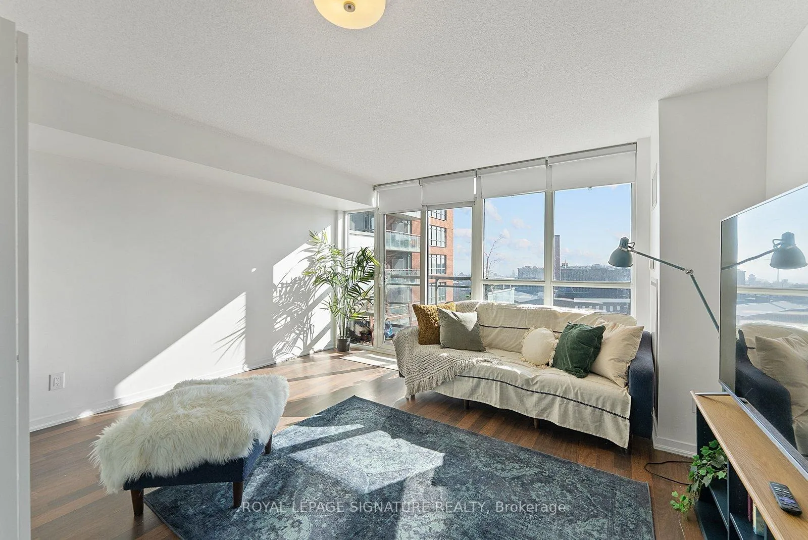 Photo 14 of Unit 1013, 38 Joe Shuster Way, Toronto, South Parkdale — HOMEH