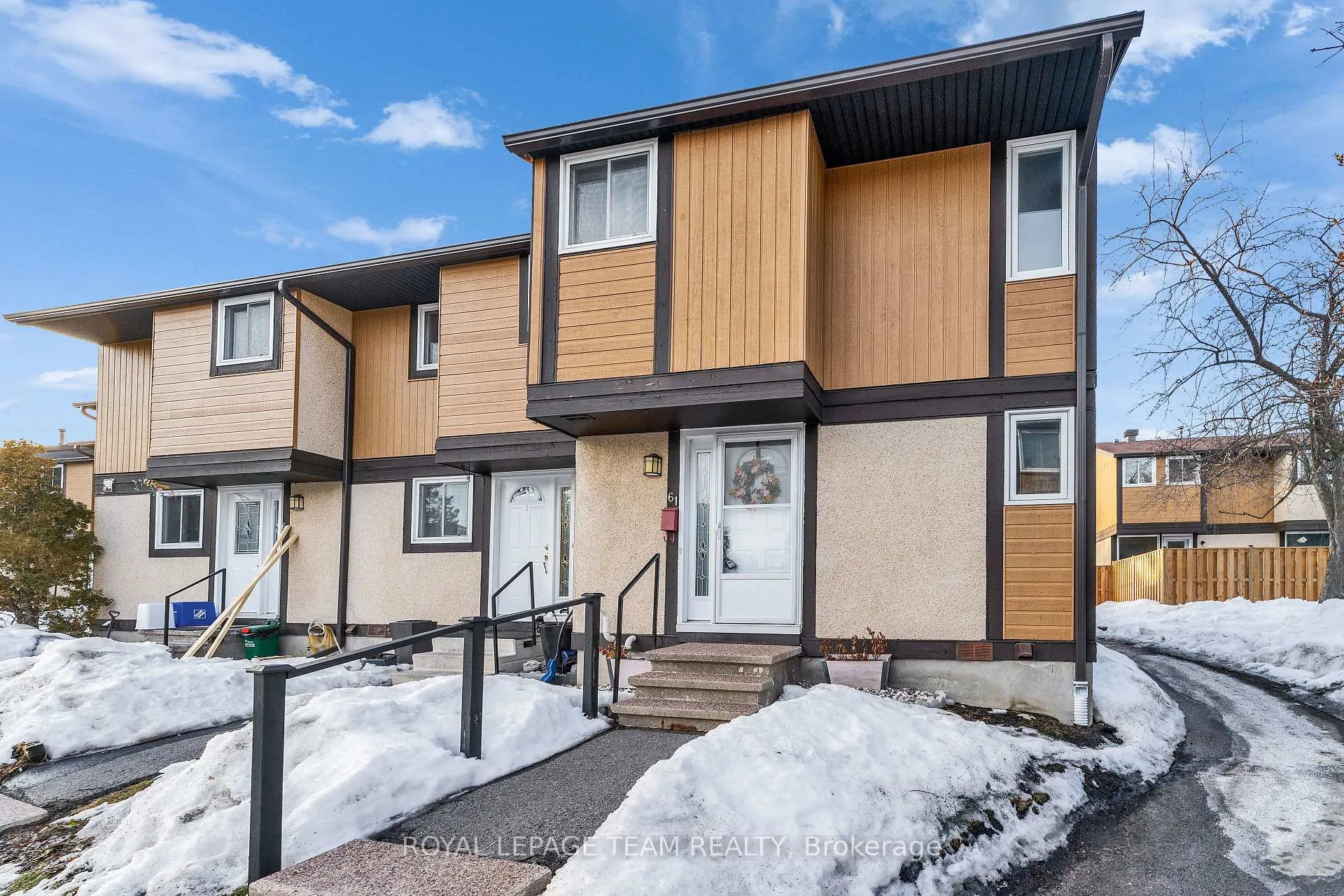 Photo 1 of Unit 61, 3344 Uplands Drive, Ottawa, Hunt Club — HOMEH