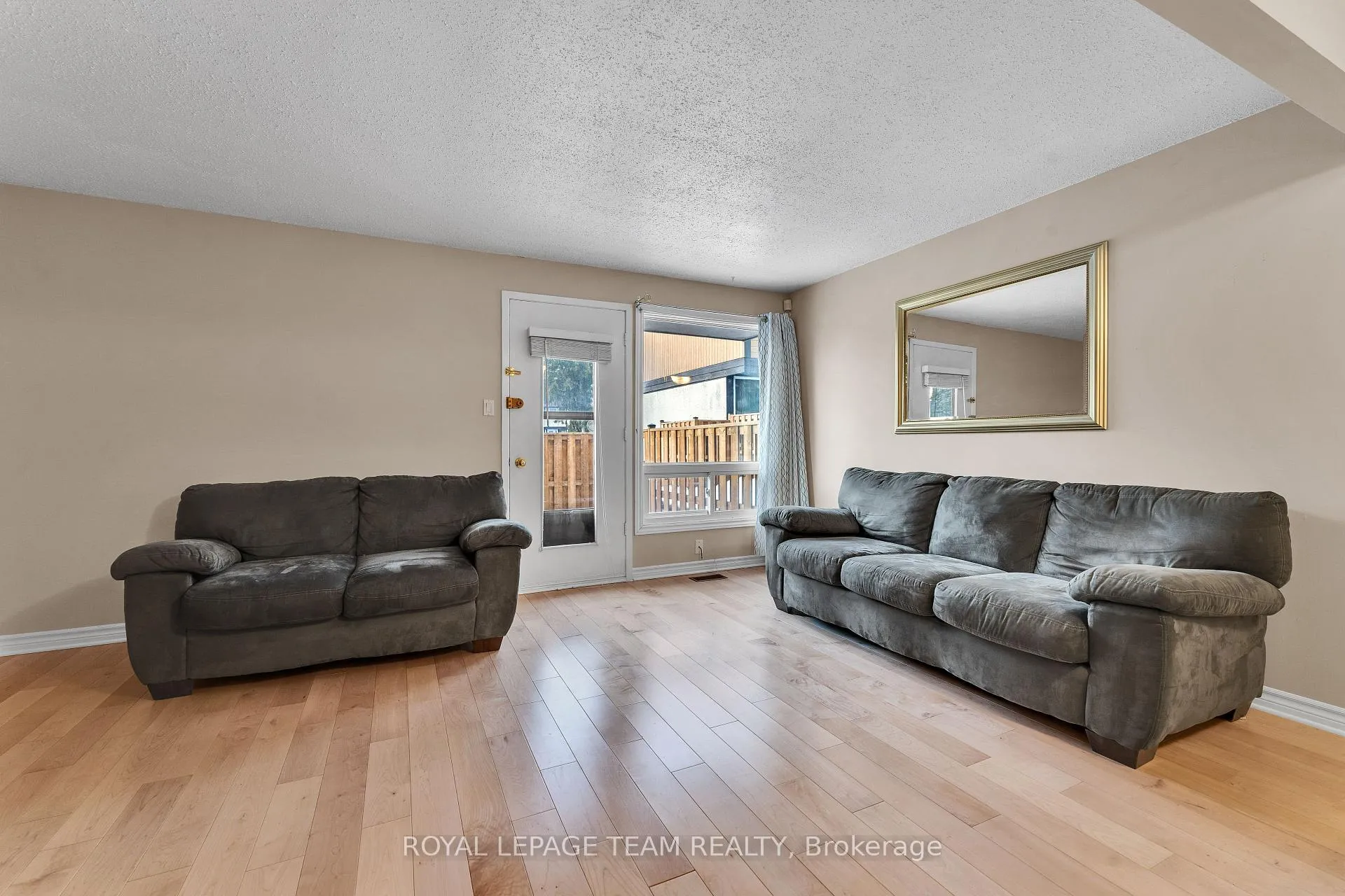 Photo 13 of Unit 61, 3344 Uplands Drive, Ottawa, Hunt Club — HOMEH