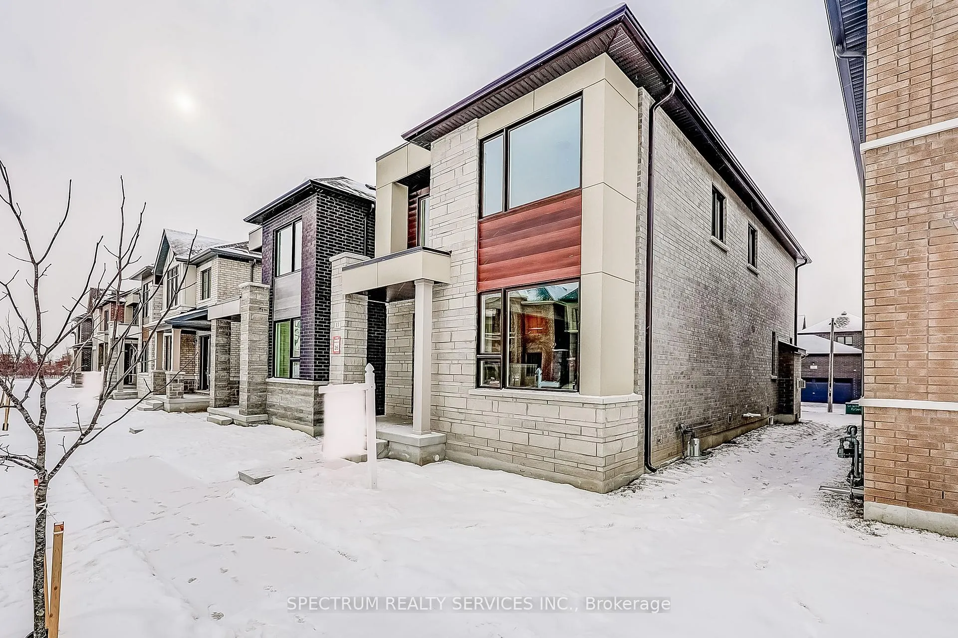 Photo 3 of 13 John Rolph Street, Markham, Cornell — HOMEH