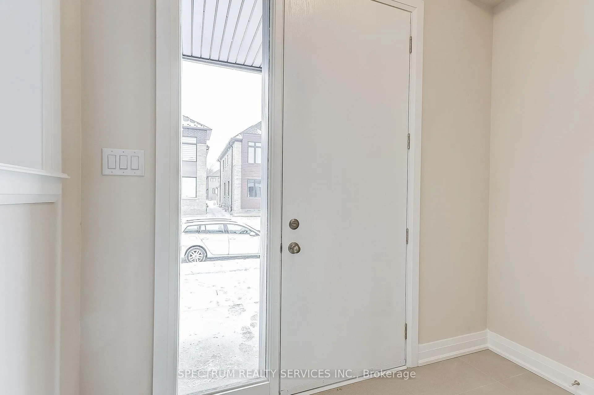 Photo 4 of 13 John Rolph Street, Markham, Cornell — HOMEH