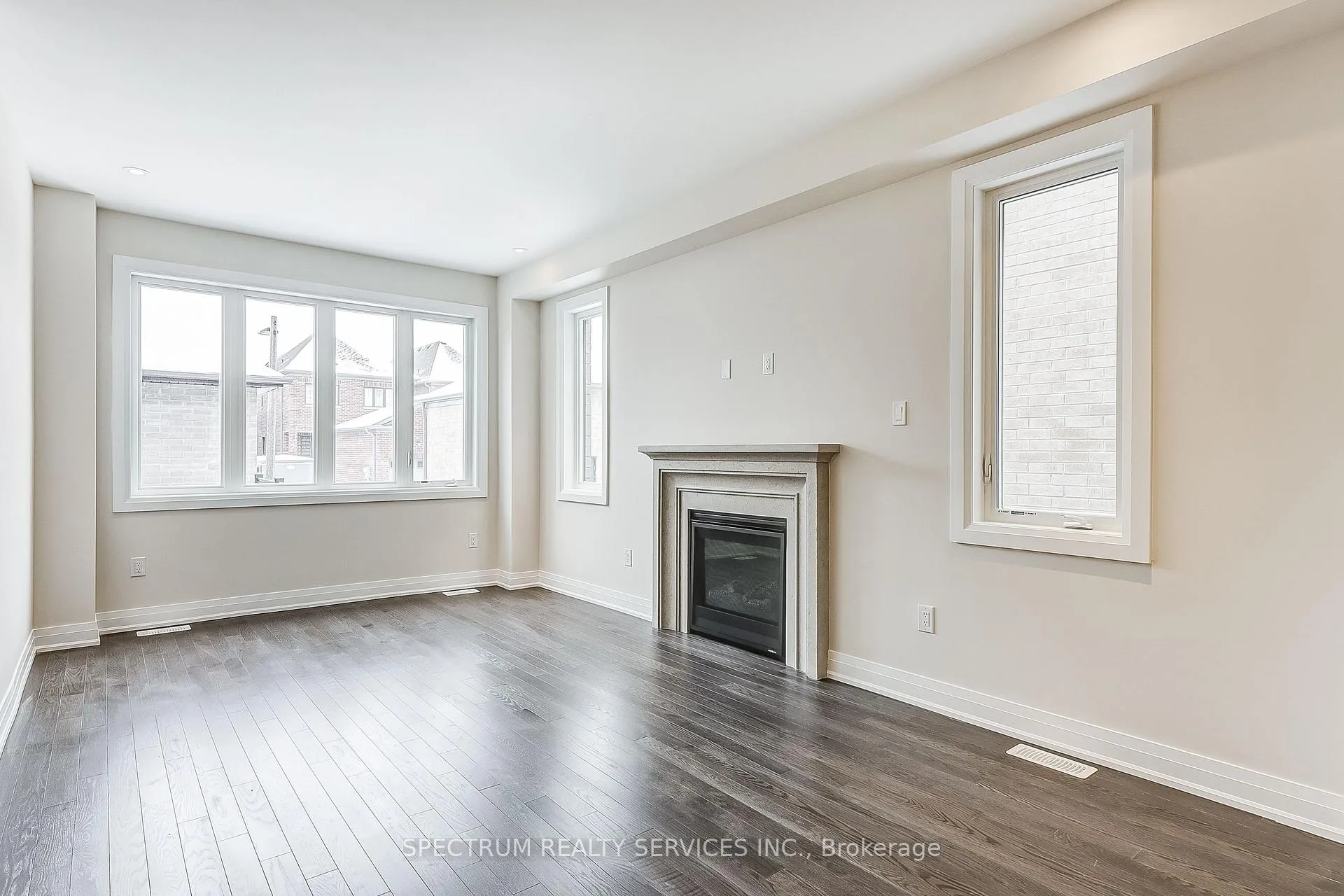Photo 18 of 13 John Rolph Street, Markham, Cornell — HOMEH