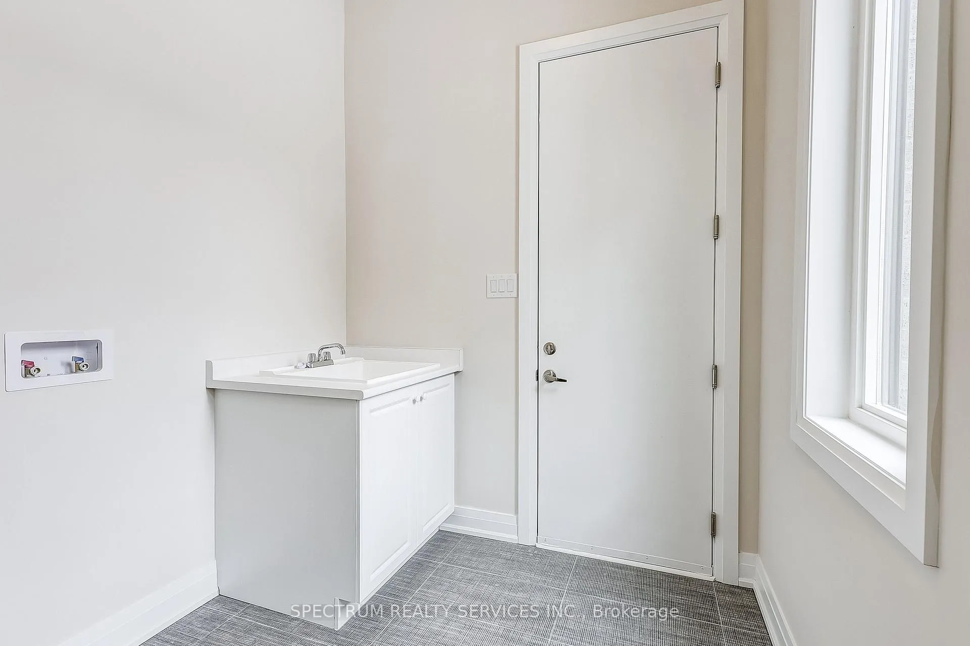 Photo 22 of 13 John Rolph Street, Markham, Cornell — HOMEH