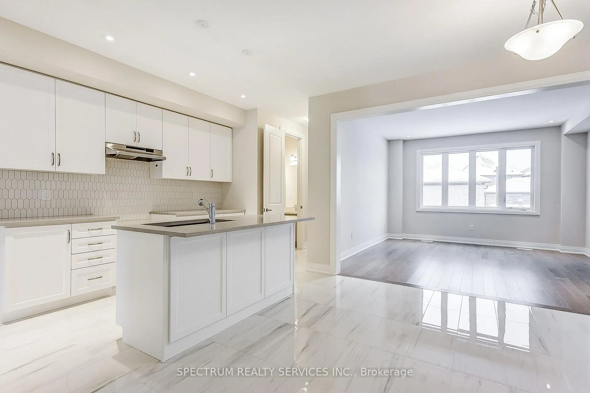 Photo 11 of 35 John Rolph Street, Markham, Cornell — HOMEH