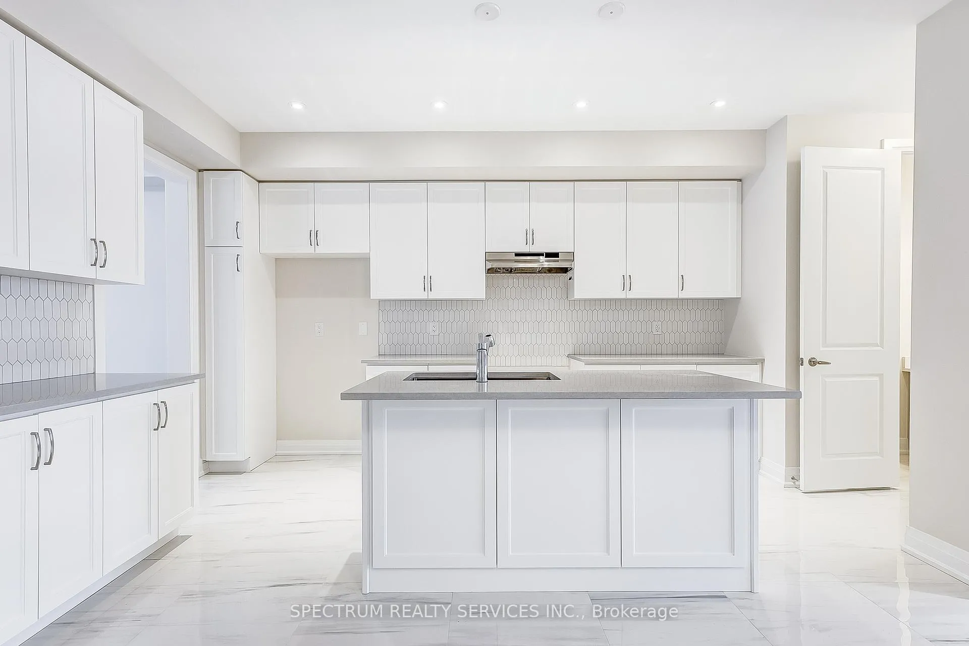 Photo 12 of 35 John Rolph Street, Markham, Cornell — HOMEH