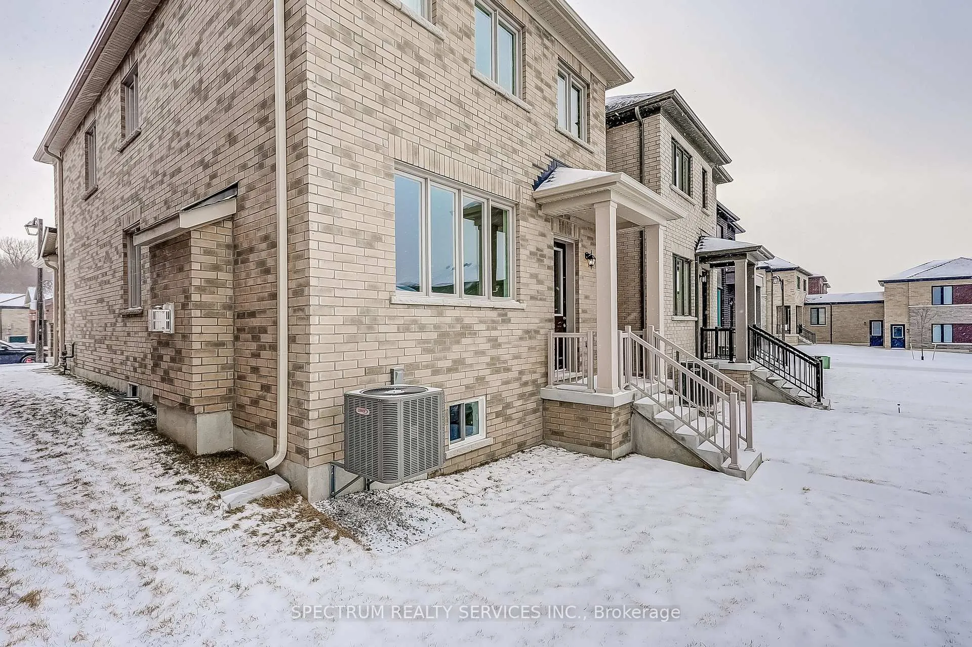 Photo 43 of 35 John Rolph Street, Markham, Cornell — HOMEH