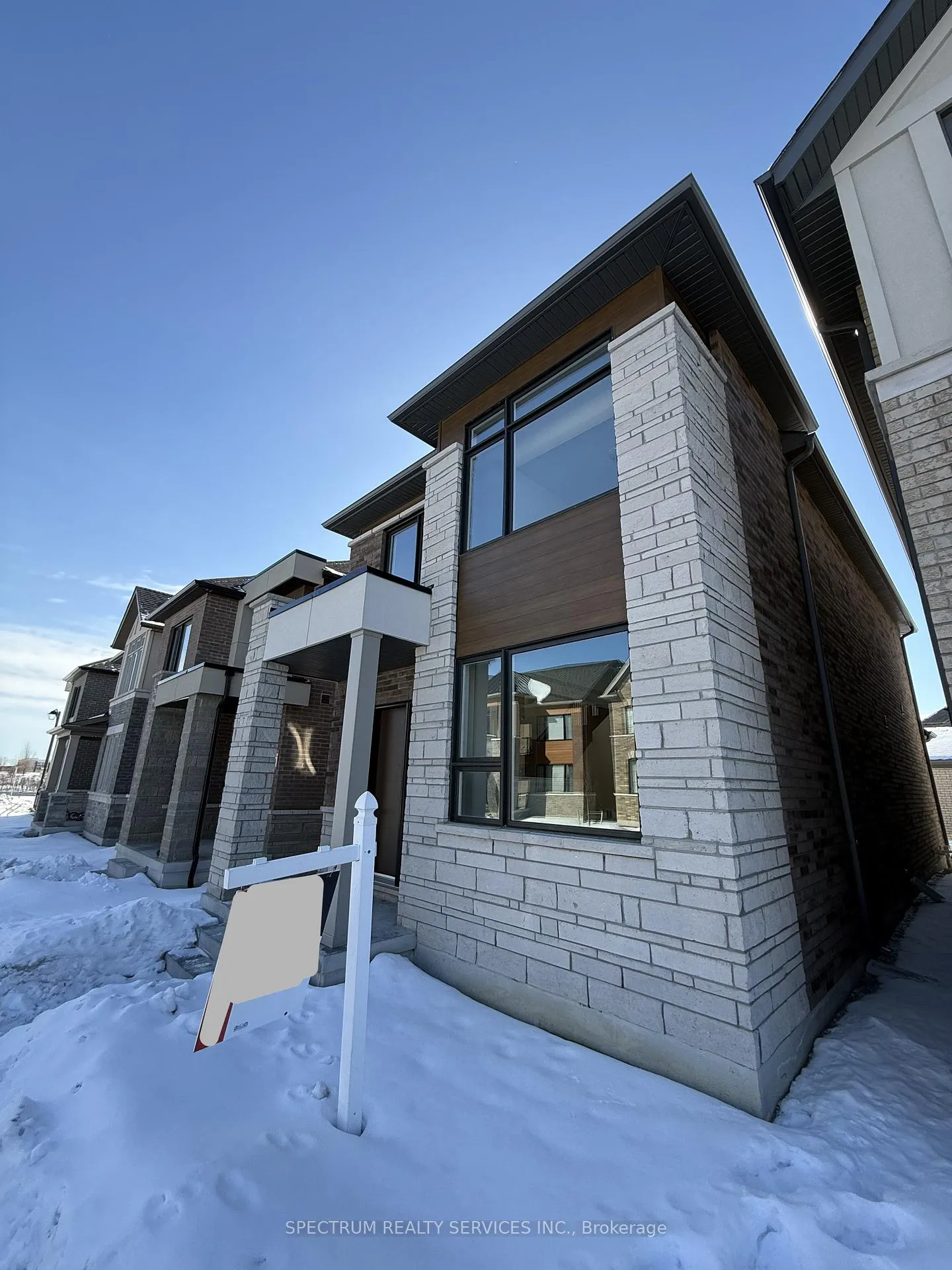 Photo 2 of 7 John Rolph Street, Markham, Cornell — HOMEH