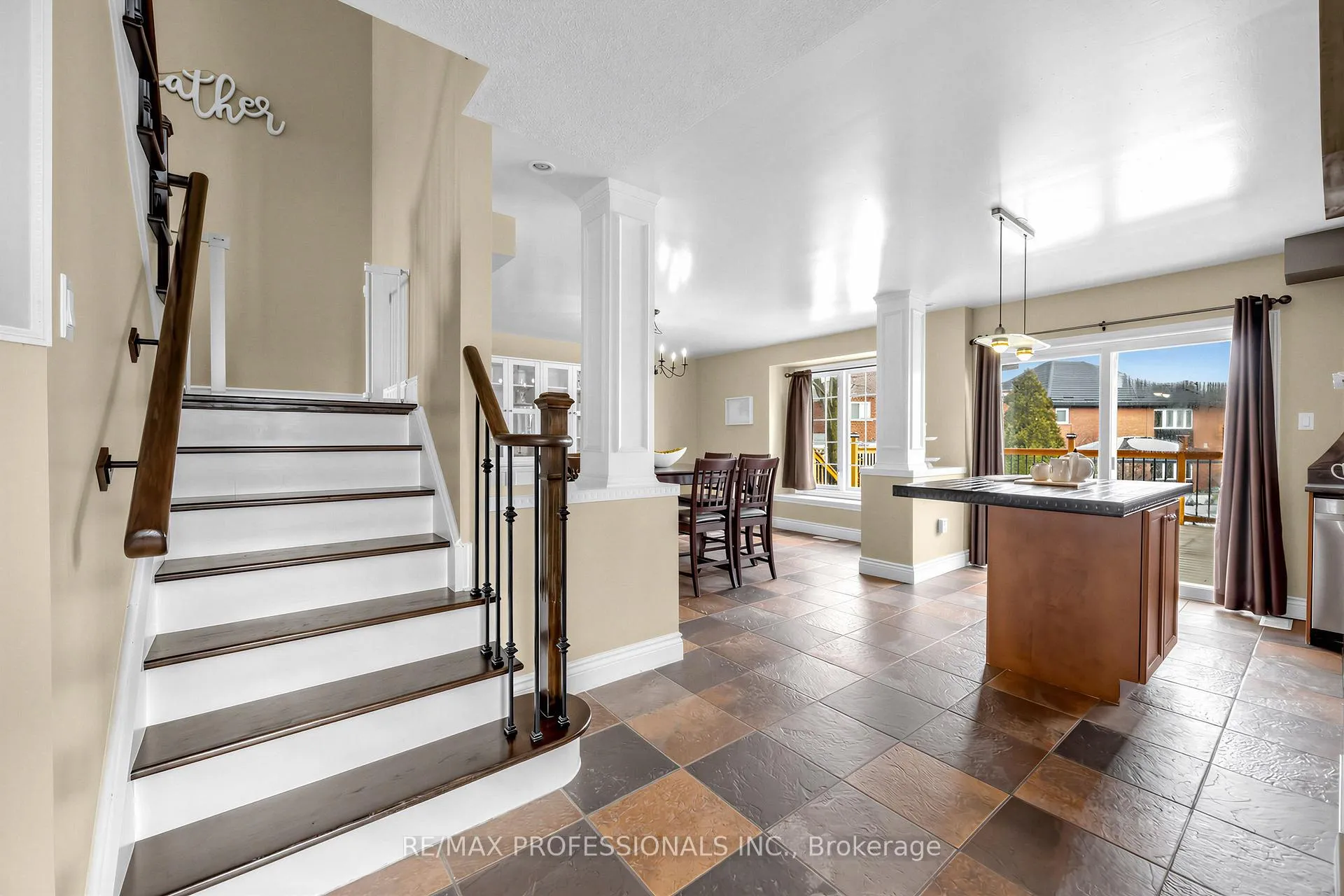 Photo 3 of 18 Brambirch Crescent, Brampton, Northwest Sandalwood Parkway — HOMEH