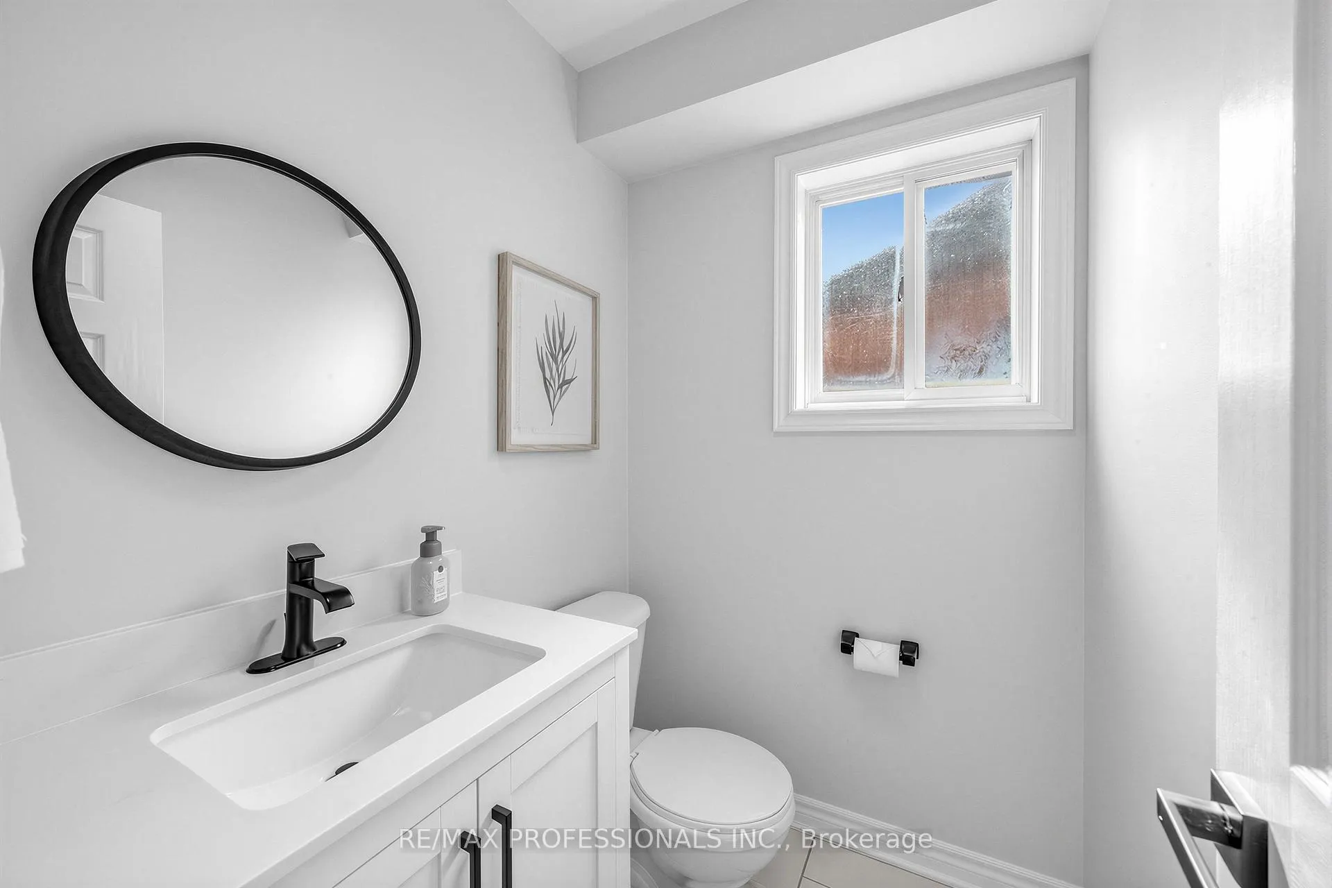 Photo 23 of 18 Brambirch Crescent, Brampton, Northwest Sandalwood Parkway — HOMEH
