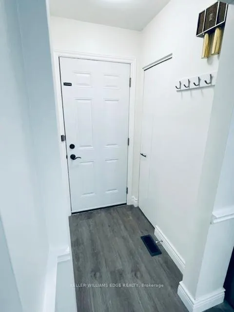Photo 3 of Unit Upper, 497 Upper Kenilworth Avenue, Hamilton, Huntington — HOMEH