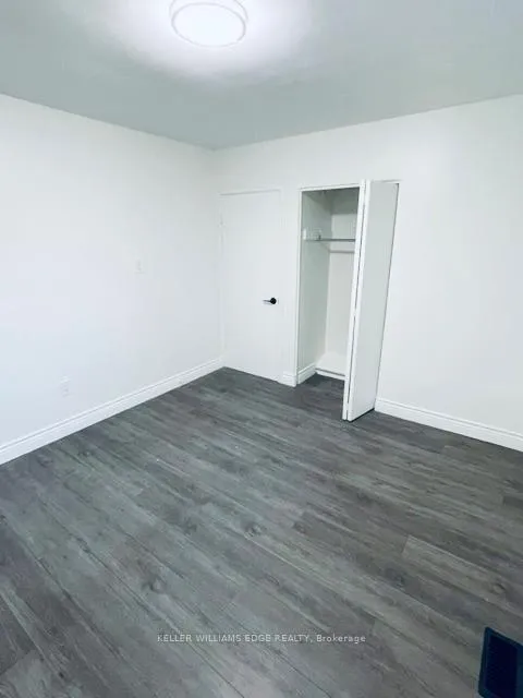 Photo 5 of Unit Upper, 497 Upper Kenilworth Avenue, Hamilton, Huntington — HOMEH