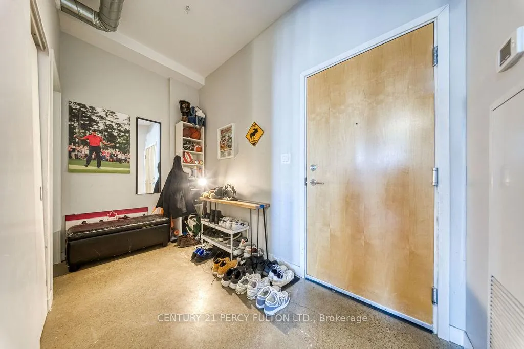 Photo 5 of Unit 809, 510 King Street E, Toronto, Moss Park — HOMEH