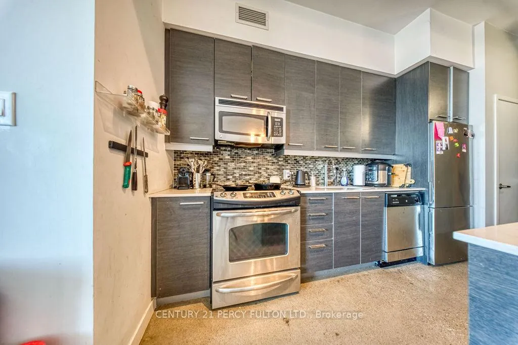 Photo 9 of Unit 809, 510 King Street E, Toronto, Moss Park — HOMEH