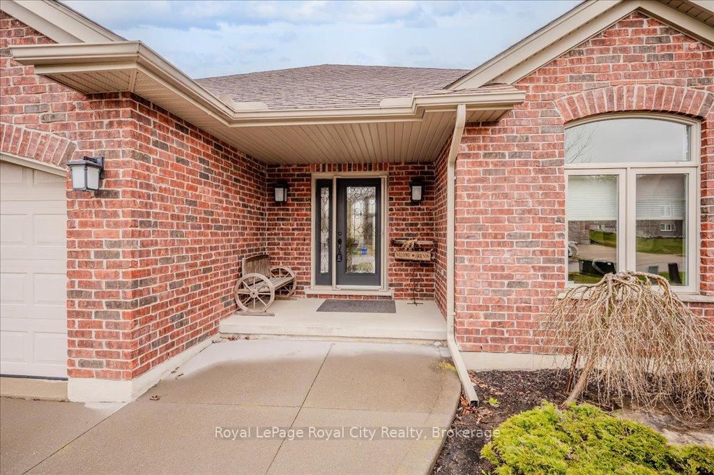 Photo 4 of 166 River Run Road, Mapleton, Rural Mapleton — HOMEH