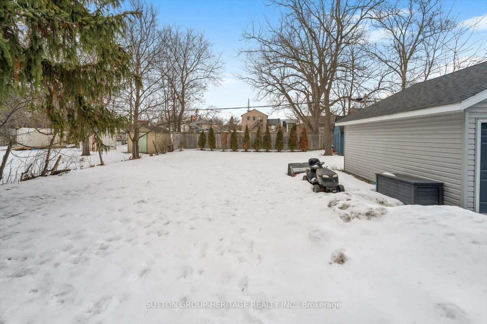 Photo 16 of 44 Queen Street, Clarington, Bowmanville — HOMEH